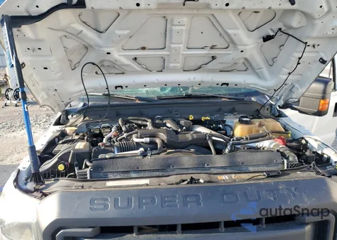 2014 Ford F250 Super Duty из США, поврежденный, VIN 1FT7W2BTXEEA30035